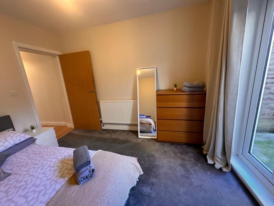 2 Bedroom Apartment In Se13 ロンドン エクステリア 写真